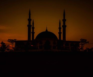 Arti, Makna, dan Hikmah Tradisi Maulid Nabi