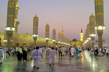 Umroh di Usia Muda? Kamu Akan Dapatkan 7 Manfaat Ini