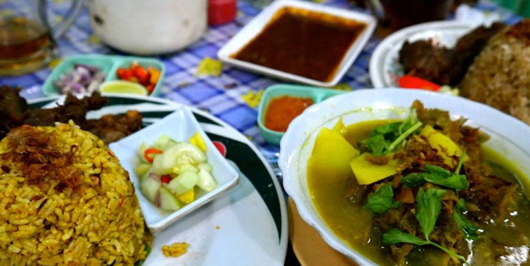 Kuliner Arab Rasa Indonesia di Tanah Suci