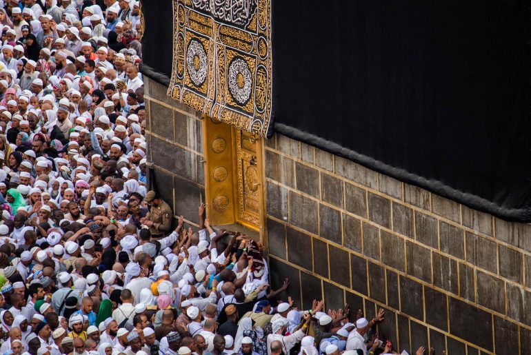 Cerita di Balik Sa’i dan Sepenggal Tauladan Siti Hajar sa'i dan sepenggal tauladan siti hajar