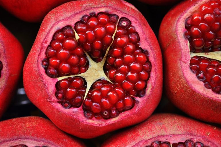 Inilah Keistimewaan Buah Delima dalam Al Quran keistimewaan buah delima