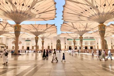 Payung di masjid nabawi