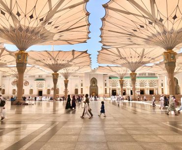 Payung di masjid nabawi