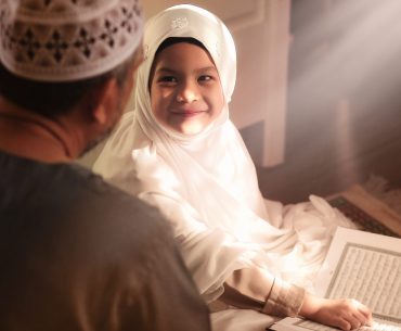 Inilah 10 Tips Mendidik Anak Perempuan Secara Islami 10 tips mendidik anak perempuan secara islami