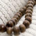 bukan rasulullah yang menulis al quran (source shutterstock)
