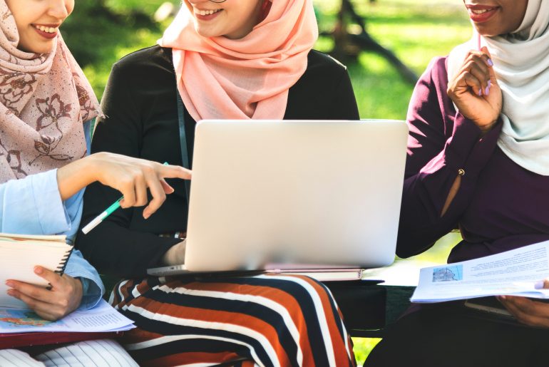 Cara Mudah Belajar Bahasa Arab di Tengah Kesibukan cara mudah belajar bahasa arab