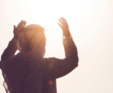 manfaat dicintai Allah