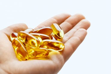 Gunakan Kapsul Vitamin E untuk Merawat Wajahmu dengan 4 Cara Ini