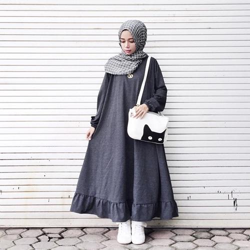Wajib Tahu, 5 Bentuk Potongan Dress dengan Nama Huruf
