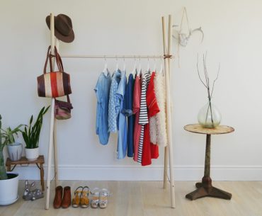 Di Saat Genting, Selamatkan Dirimu dengan 4 Fashion Item Ini Di Saat Genting, Selamatkan Dirimu dengan 4 Fashion Item Ini