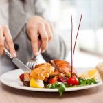 4 Etiket Jamuan Makan yang Wajib Kamu Tahu