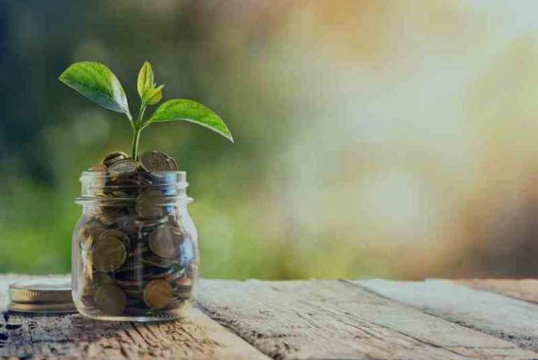 Lebih Utama Manakah Sedekah Kepada Keluarga atau Kepada Orang Lain?