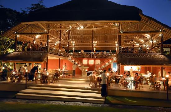 10 Restoran Terbaik Di Seminyak, Bali 10 Restoran Terbaik Di Seminyak, Bali