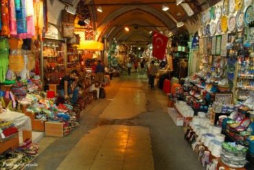 Tempat Terbaik Membeli Souvenir di Istanbul