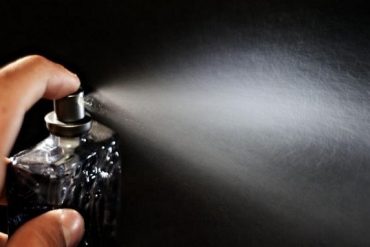 Inilah Syarat Penggunaan Parfum Pada Wanita