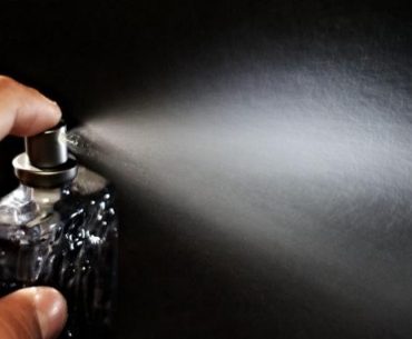 Inilah Syarat Penggunaan Parfum Pada Wanita