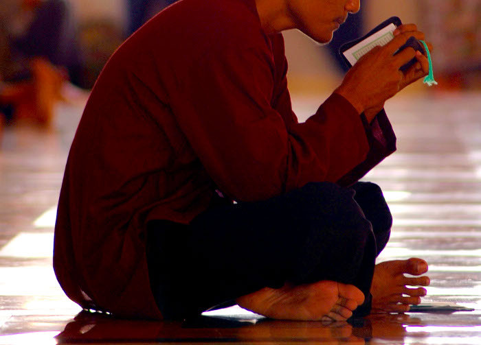 Sahabat yang Sholih Adalah Kenikmatan Luar Biasa