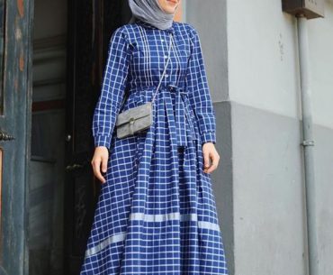 6 Cara Tampil Keren dengan Dress Kotak-Kotak 6 Cara Tampil Keren dengan Dress Kotak-Kotak