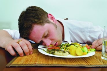 Sulit Bangun Pagi dan Ngantuk setelah Makan
