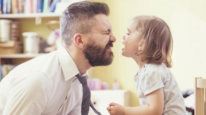 Mengapa Kebanyakan Ayah Terlihat Lebih Sabar Dengan Anak? Berikut Penjelasannya