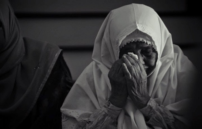 Kebohongan-Kebohongan Mulia yang Dibuat Seorang Ibu