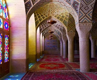 8 Masjid di Iran yang Akan Membuat Anda Jatuh Hati masjid di iran