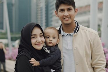 Orang Tua Wajib Mendidik, Anak Wajib Berbakti