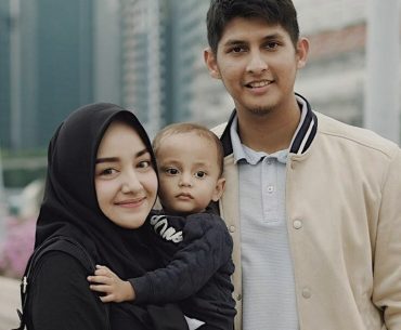 Orang Tua Wajib Mendidik, Anak Wajib Berbakti