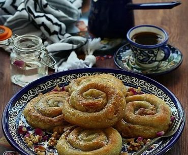 Yuk, Bikin Mutabak Joz. Dessert Manis Khas Palestina Yuk, Bikin Mutabak Joz. Dessert Manis Khas Palestina