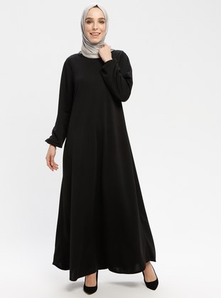 5 Dress yang Wajib Dimiliki Hijabers