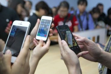 Kenapa Harus Menjauh dari Smartphone? Ini 6 Alasannya