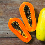 Ingin Cantik Alami? 5 Buah Manis Ini Bikin Kamu Makin Manis