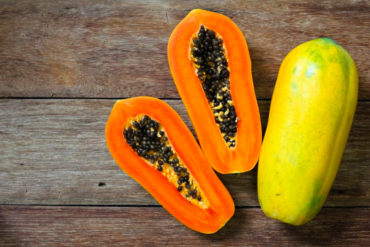 Ingin Cantik Alami? 5 Buah Manis Ini Bikin Kamu Makin Manis