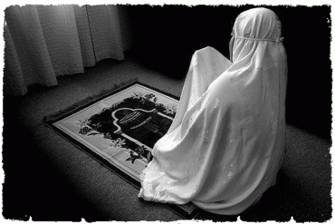 Lakukanlah Amalan-Amalan Ini Sehabis Shalat Wajib