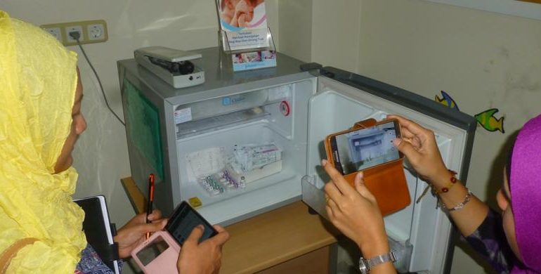 Cara Aman Menyimpan Vaksin BCG