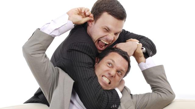 Waspadalah. Ini Bahayanya Adu Domba