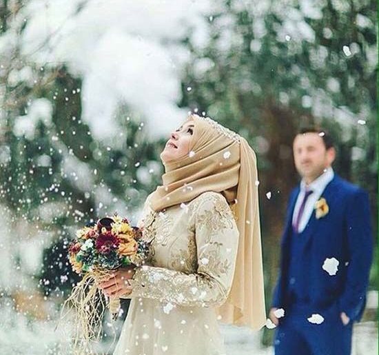 12 Adab Suami Terhadap Istri