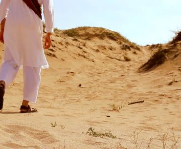 Esensi Bulan Muharram : Hijrah ! Esensi Bulan Muharram : Hijrah !