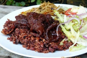10 Hidangan Tradisional Ghana Yang Harus Anda Coba