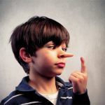 Mengapa Anak Berbohong? Ini Alasannya