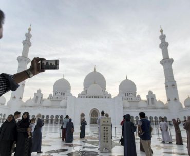 9 Panduan Berwisata ke Abu Dhabi