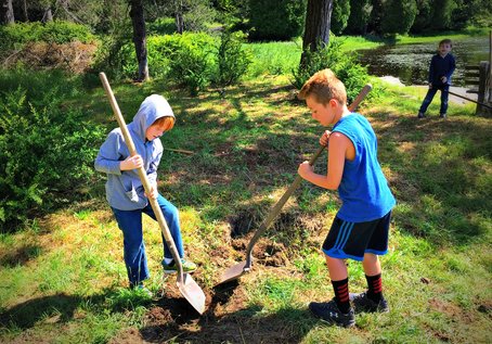 Lakukan 7 Hal Ini kepada Anak dengan Bahasa Cinta ‘Pelayanan’