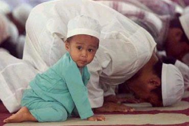 6 Cara Mendidik Anak Agar Taat kepada Allah