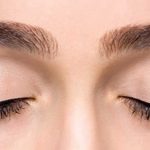 Mudah Sekali! Gunakan 4 Bahan Alami Ini untuk Menumbuhkan Alis