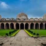 Mandu: Harta Karun Rahasia di India