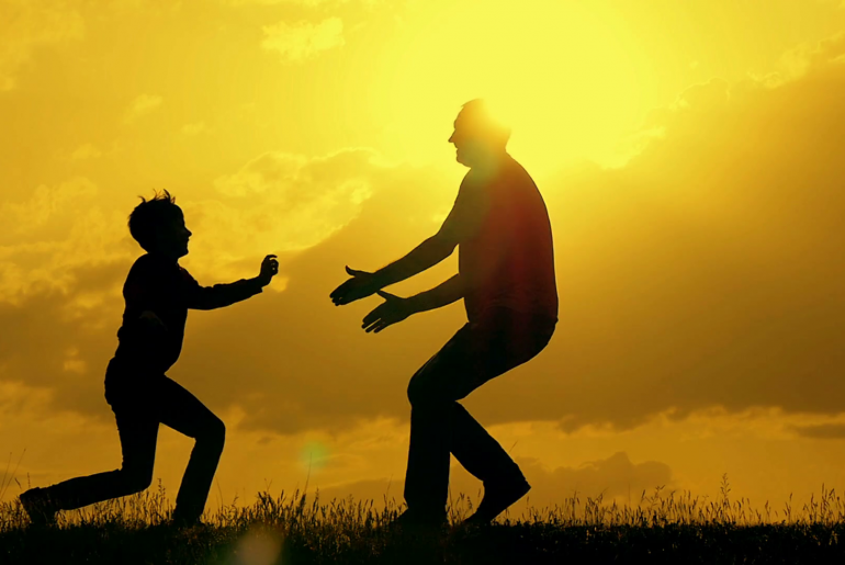 Para Orang Tua, Lakukan Ini Agar Mental Anakmu Baik