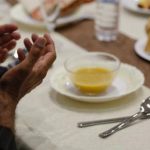 3 Hikmah Mengakhirkan Makan Sahur