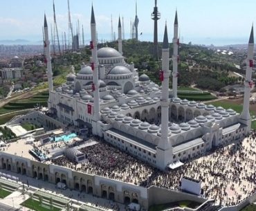 Ini Alasan Masjid Camlica Memegang Rekor di Turki Ini Alasan Masjid Camlica Memegang Rekor di Turki