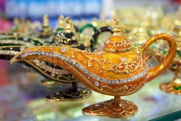 Jalan-jalan ke Dubai, Bawa Pulang 4 Macam Souvenir Cantik Ini