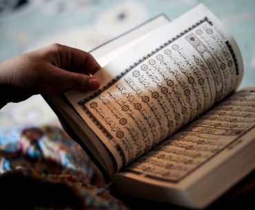 8 Langkah Mengkhatamkan Al Qur'an di Bulan Ramadhan